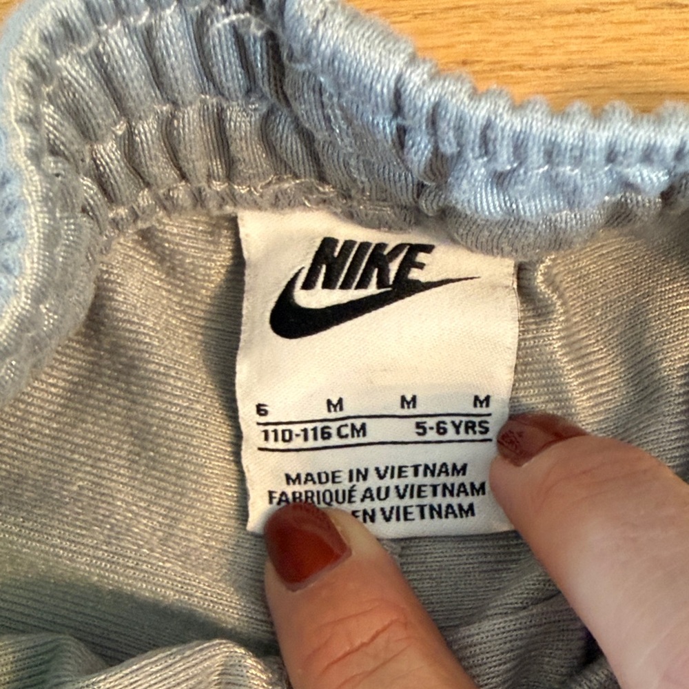 Nike Light Gray Matching Tracksuit with Neon Yellow Logo Tape Trim, size 6 - Picture 8 of 11